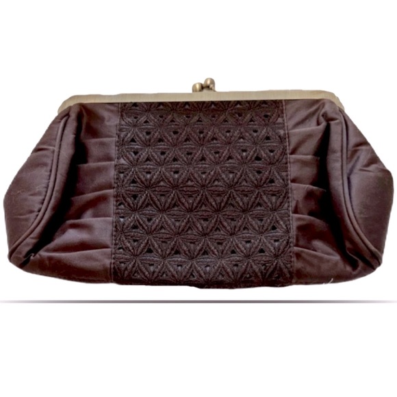 Ann Taylor Handbags - Vintage Flower Ann Taylor Loft Clutch